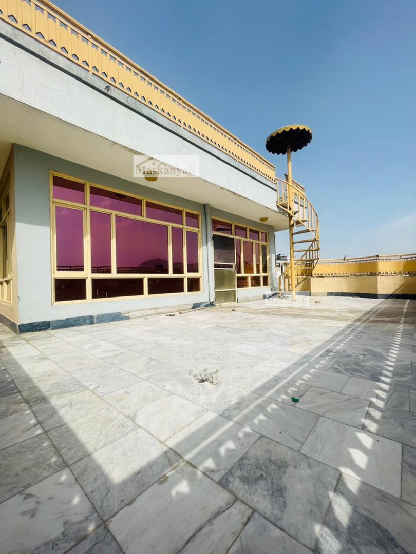 10 Rooms house for rent in Qala-e Fatihullah