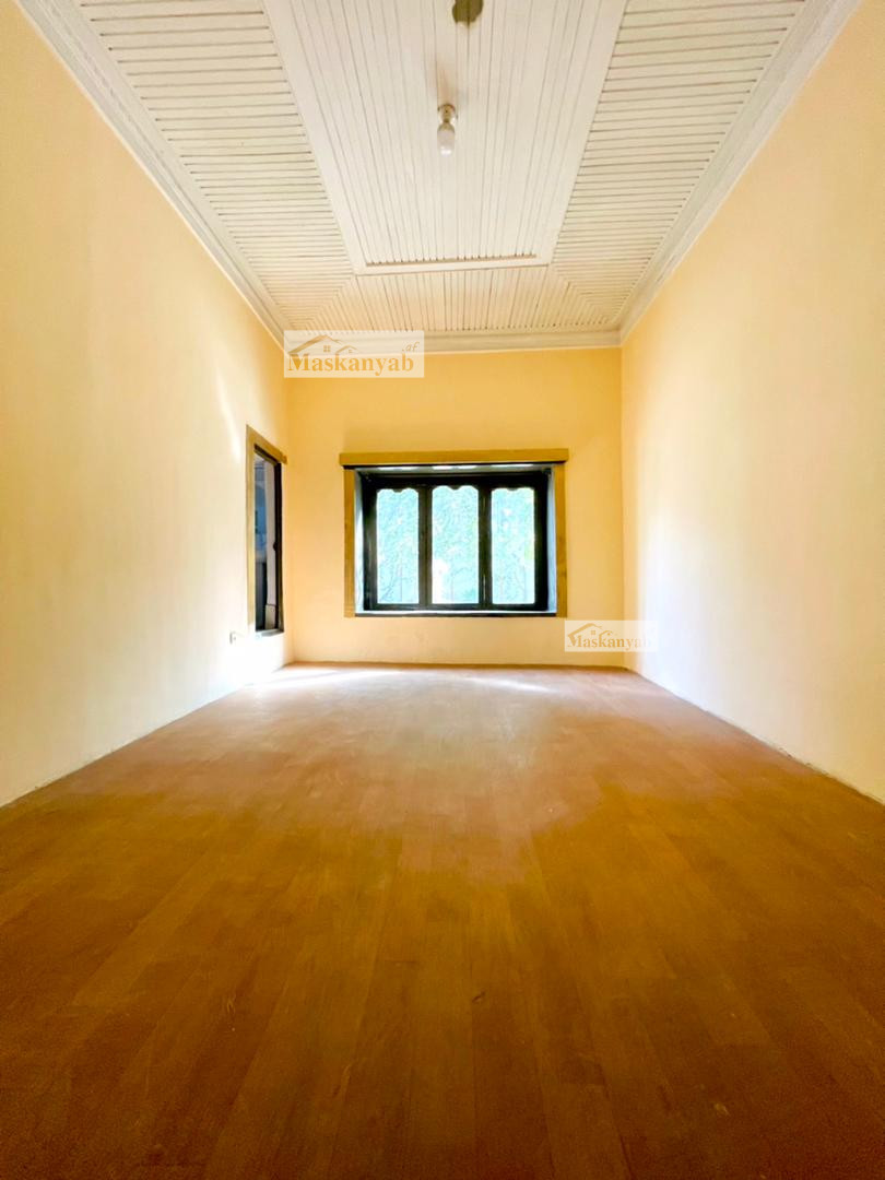 Eight-room house for rent in Shahr-e New, Kabul