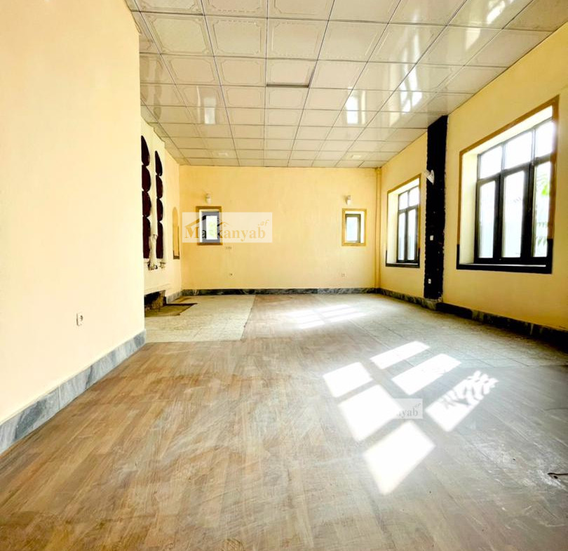 Eight-room house for rent in Shahr-e New, Kabul