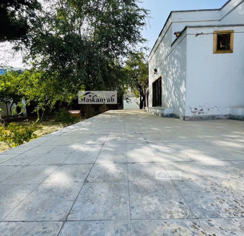 Eight-room house for rent in Shahr-e New, Kabul