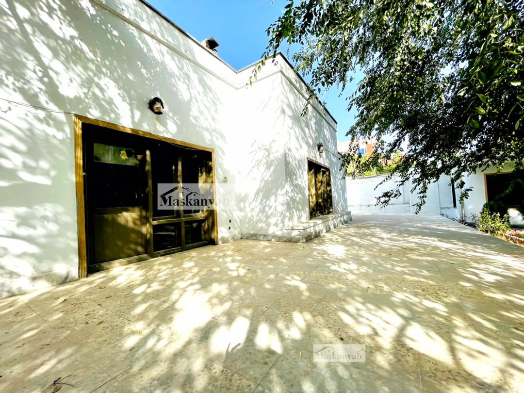 Eight-room house for rent in Shahr-e New, Kabul