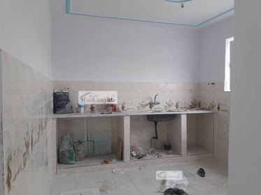 Five-room house for sale in Barchi, District 13