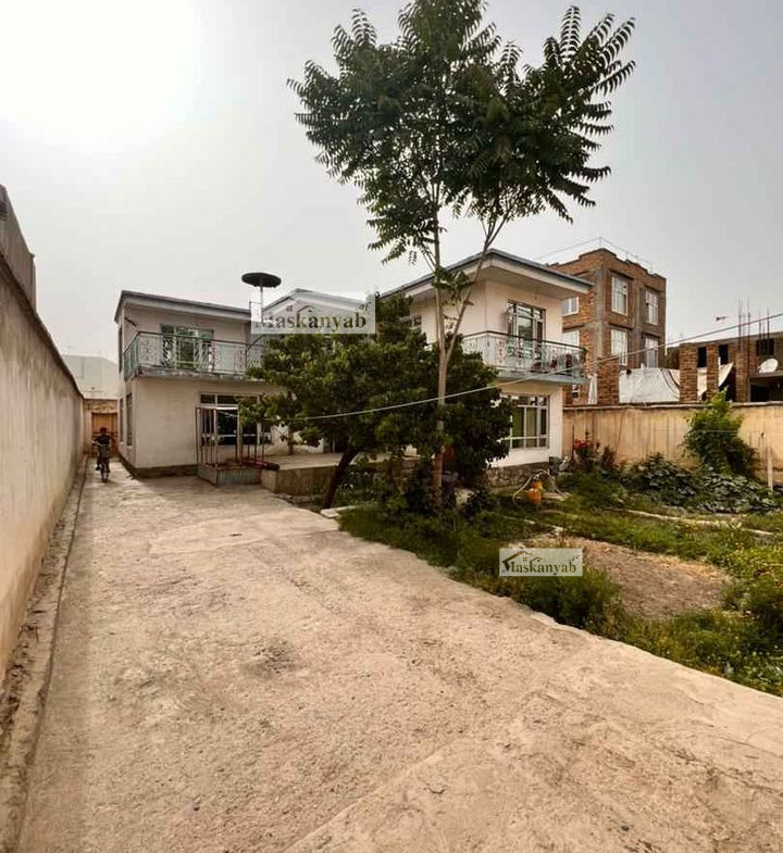 Fiveroom house for sale/mortgage behind Wazir Akbar Khan Hill