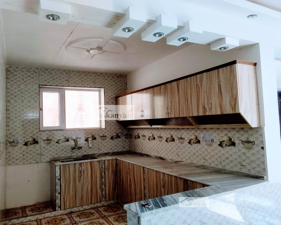 Four-room house for sale in Chahar Rahi Shaheed Hangara