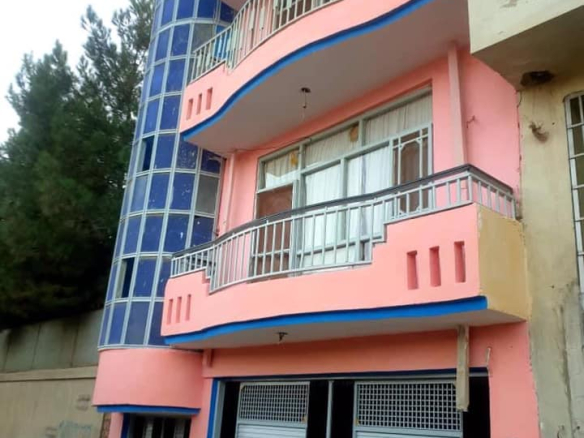 Six-room house for sale behind the new interior ministry