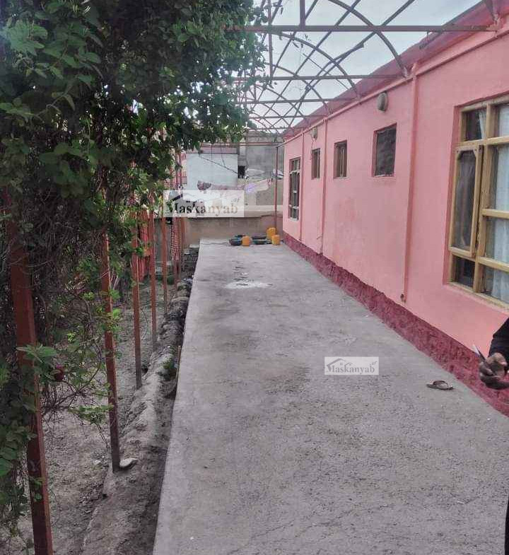 Six-room house for sale in District 8, Kabul