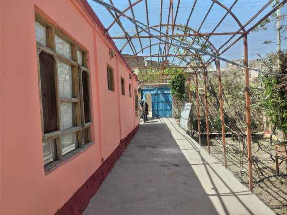 Six-room house for sale in District 8, Kabul