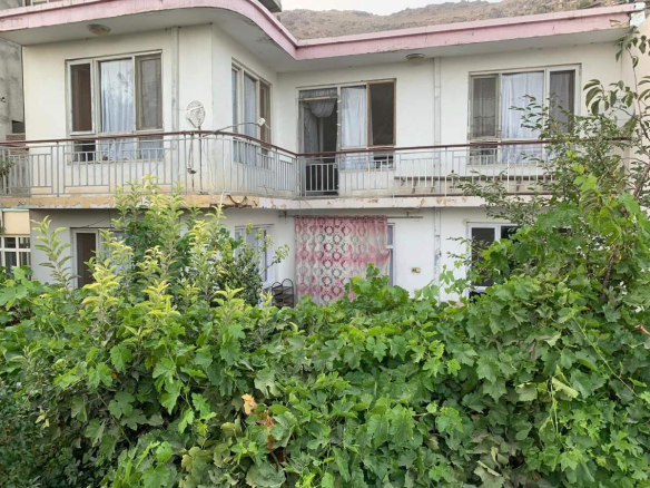 Three-floor house for rent Behind the Ataturk Hospital