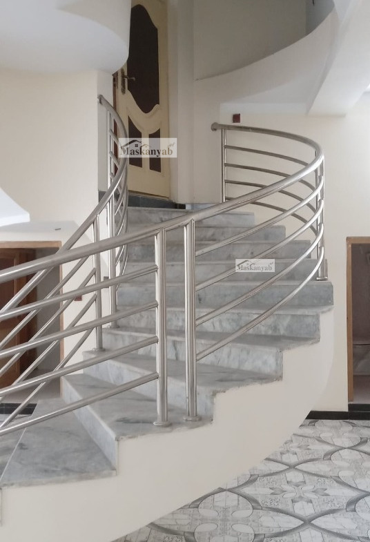 Three-floor house for sale in District 4, Kabul