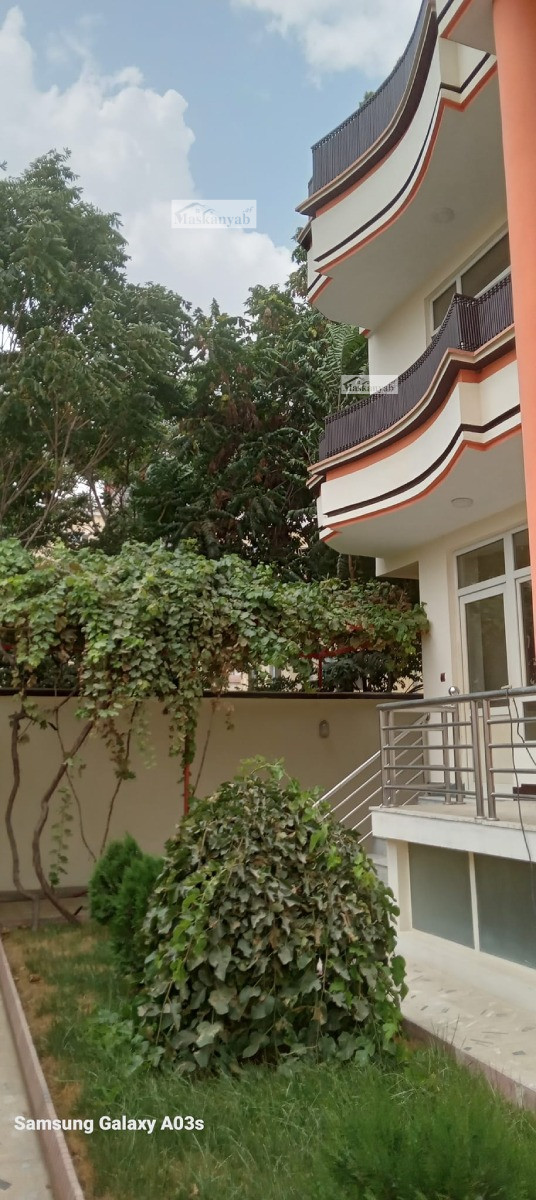 Three-floor house for sale in District 4, Kabul