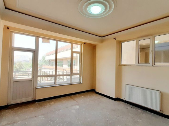 Three-room apartment for mortgage on 5th Street of Taimani Project