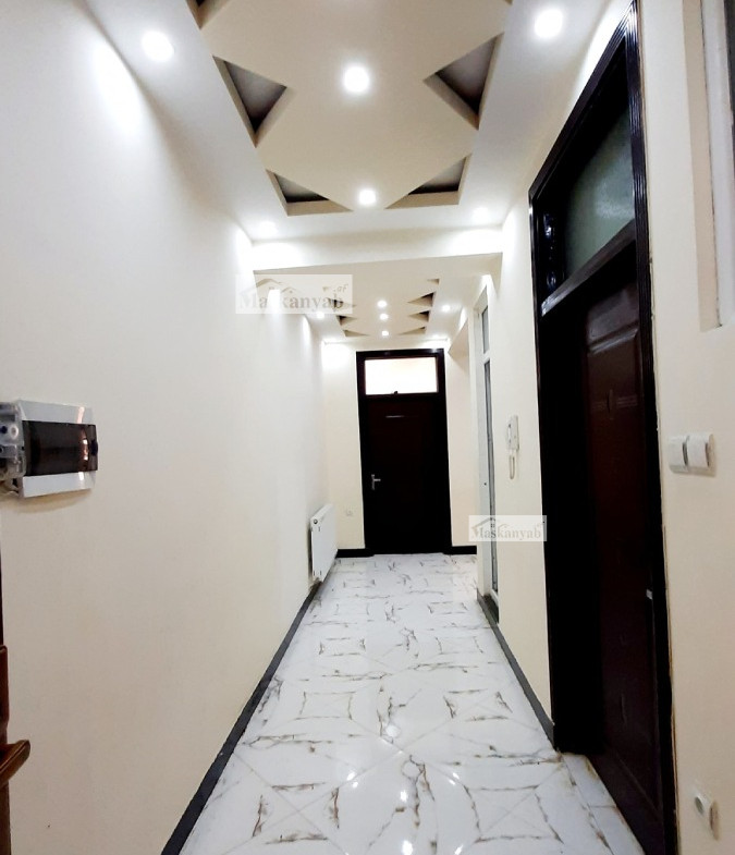 Three-room apartment for mortgage on 5th Street of Taimani Project