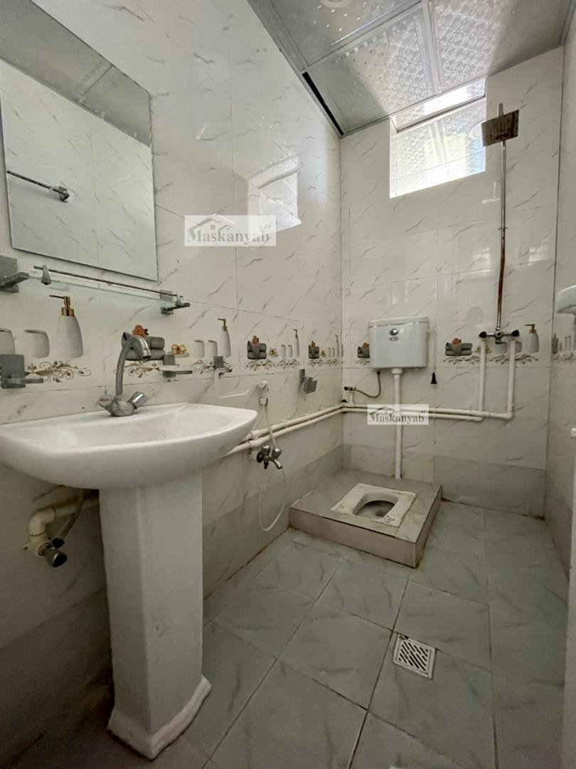 Three-room apartment for rent in Taimani Project