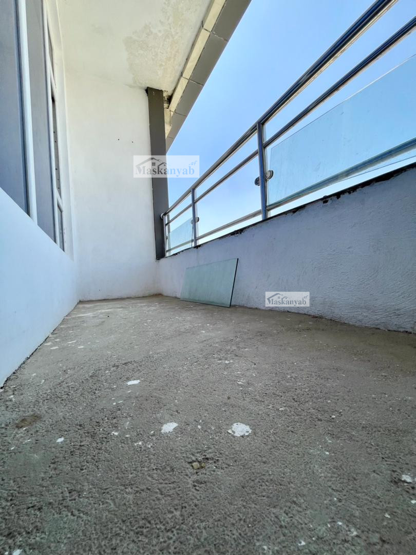 Three-room apartment for rent in Taimani Project