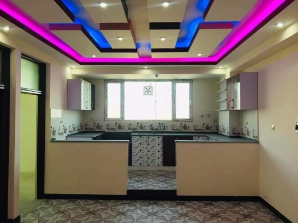 Three-room apartment for rent in Taimani Project