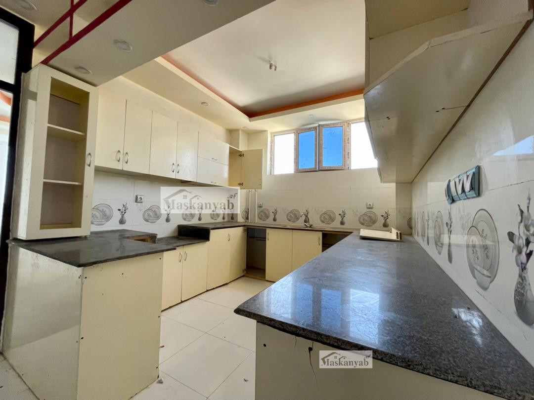 Three-room apartment for rent in Taimani Project
