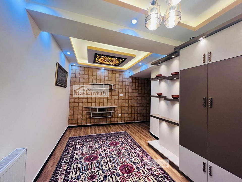 Three-room apartment for sale in Traffic Square, Kabul