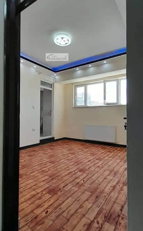 Three-room apartment for sale urgently in Taimani Project