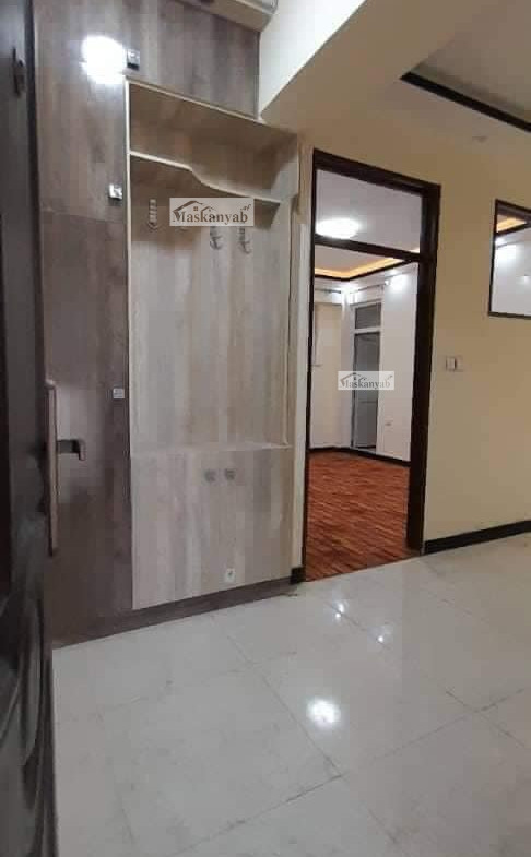 Three-room apartment for sale urgently in Taimani Project