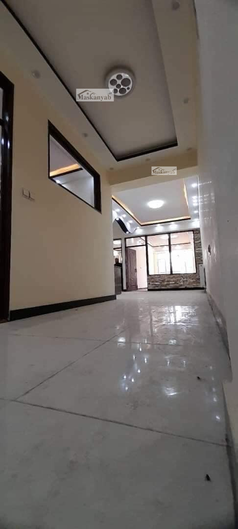 Three-room apartment for sale urgently in Taimani Project