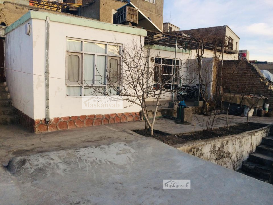 Three-room house for sale in District 8, Kabul