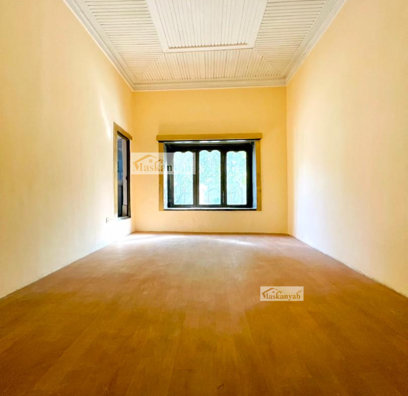 Seven-room house for rent in Shahr-e New, Kabul