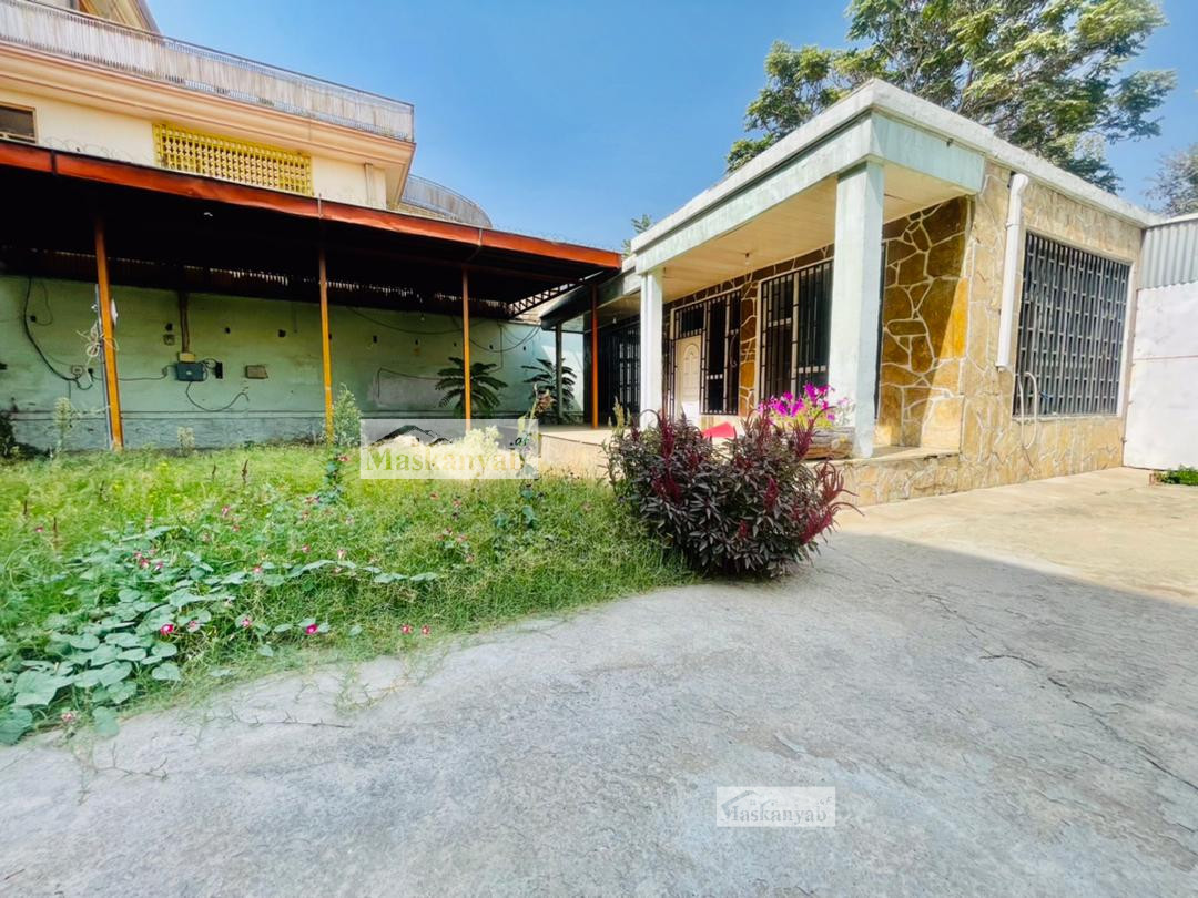 Big house for rent in Kolula Poshta, Kabul