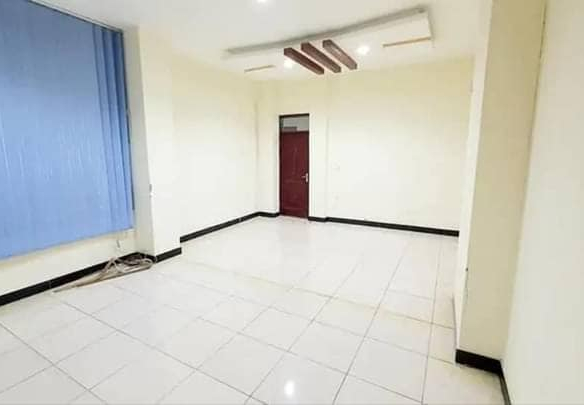 Four-room apartment for rent in Ansari Square, Kabul