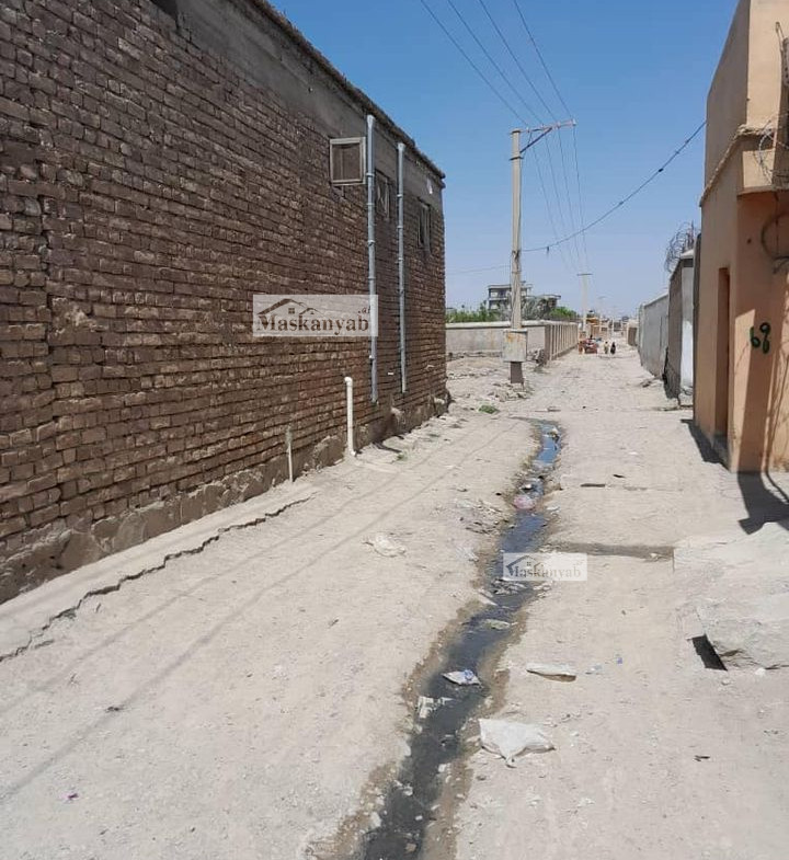Four-room house for sale in Hussain Khel, District 22