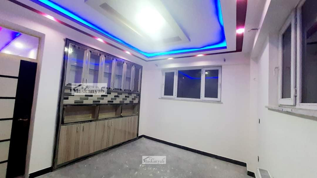 Three-room apartment for rent in front of Salim Karawan Block