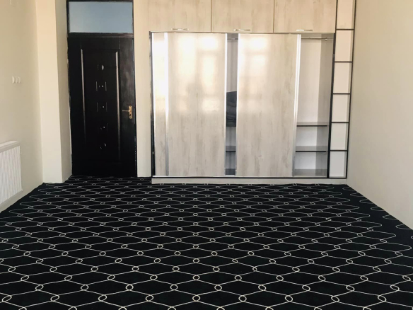 Three-room apartment for sale in Taimani Project