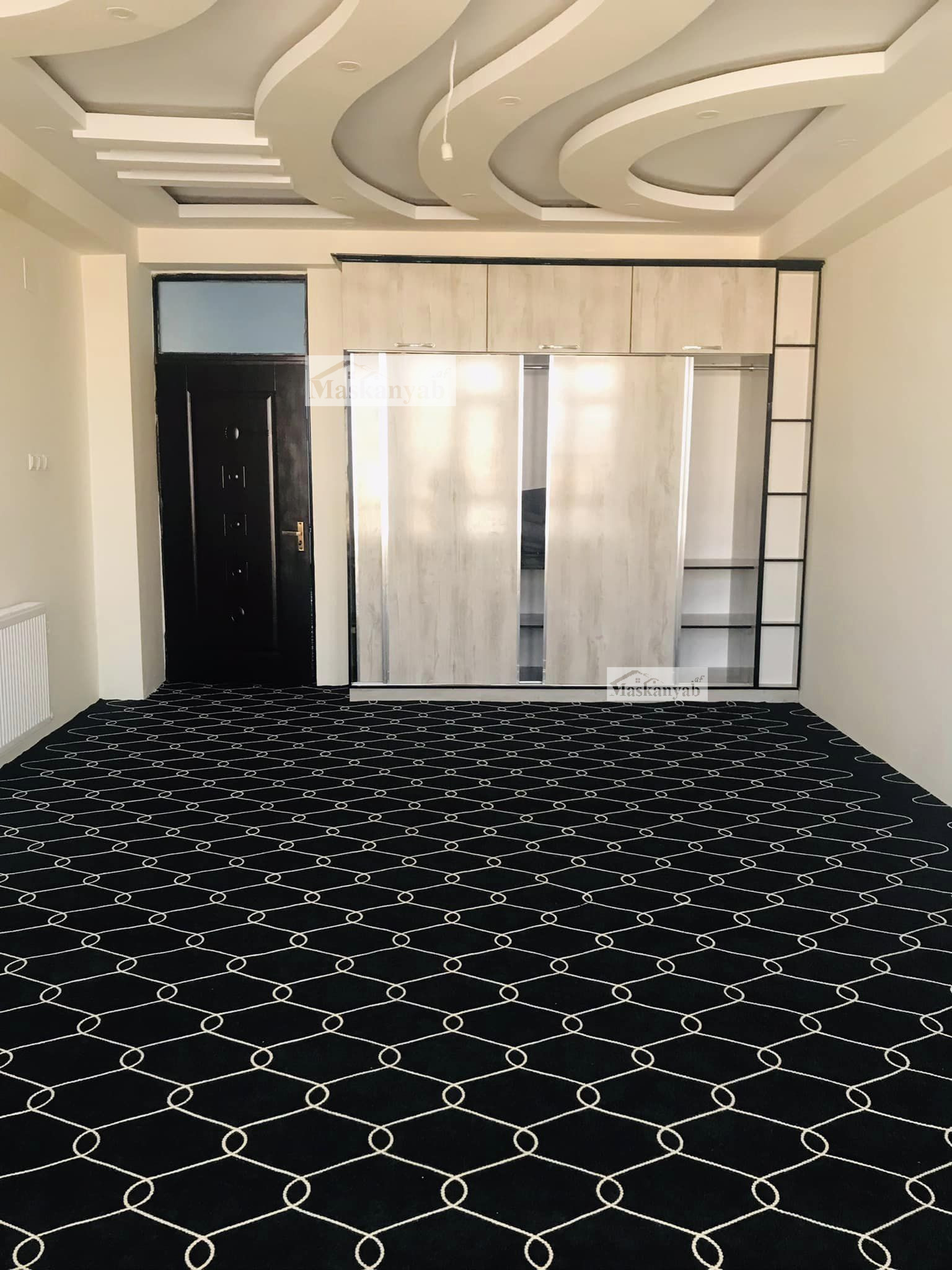 Three-room apartment for sale in Taimani Project