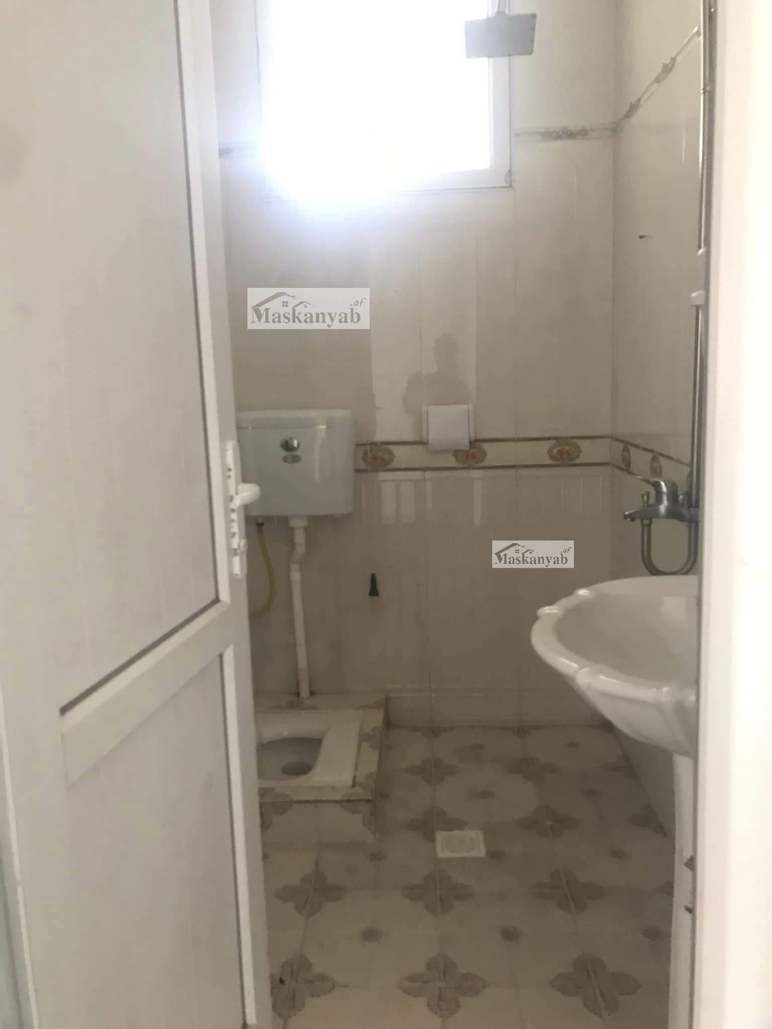 Three-room apartment for sale in Taimani Project