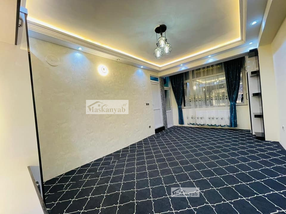 Three-room apartment for sale urgently in Taimani Project
