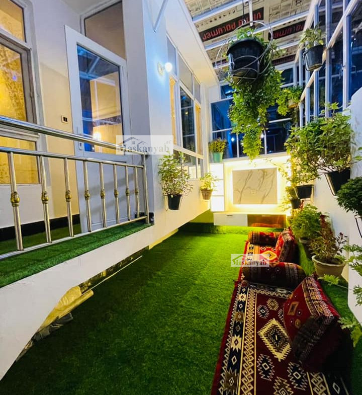 Three-room apartment for sale urgently in Taimani Project
