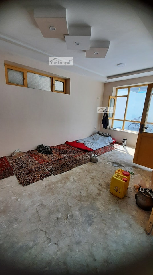 Three-room house for sale in District 10, Kabul
