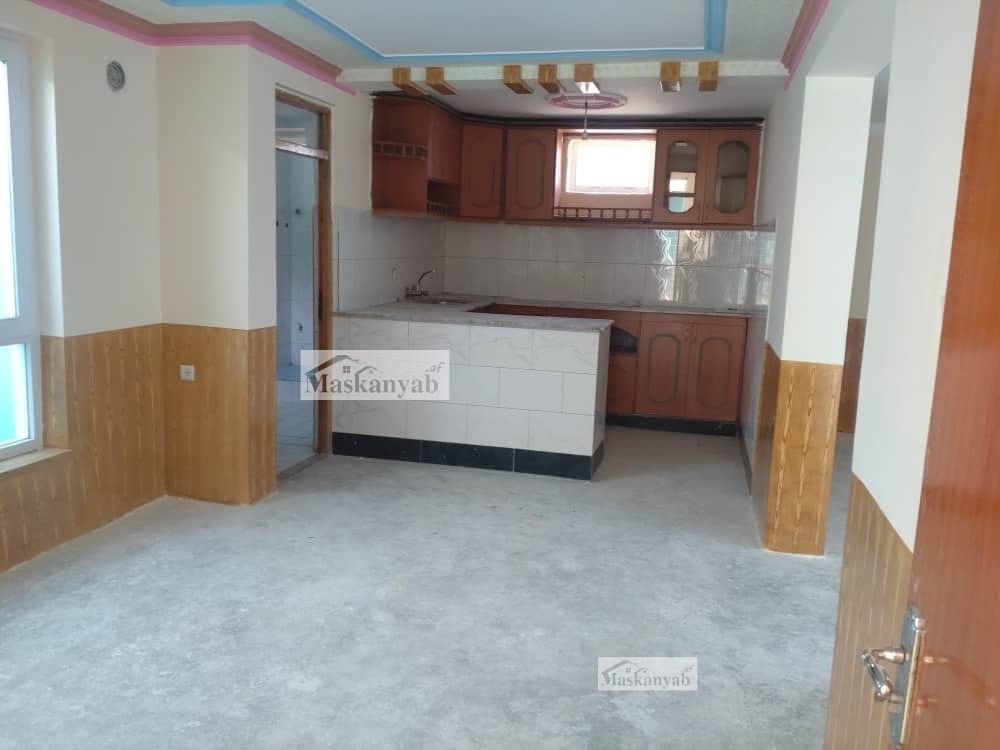 Two-room house for sale in District 13, Barchi