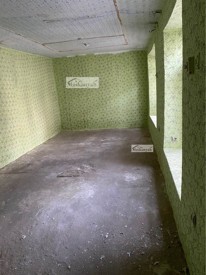 Destructive house for sale at Aqa Ali Shams, District 7