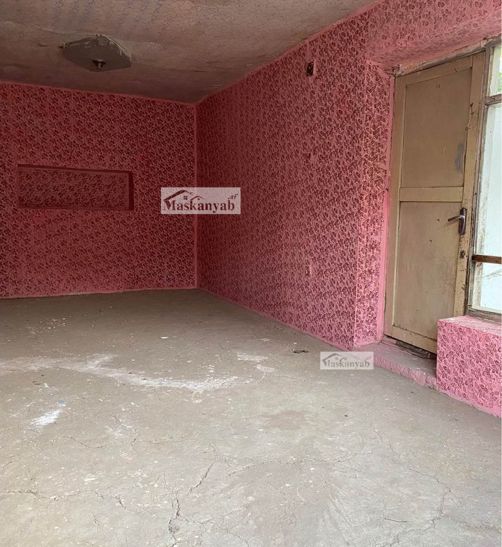 Destructive house for sale at Aqa Ali Shams, District 7