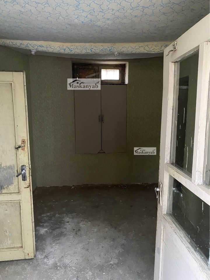 Destructive house for sale at Aqa Ali Shams, District 7