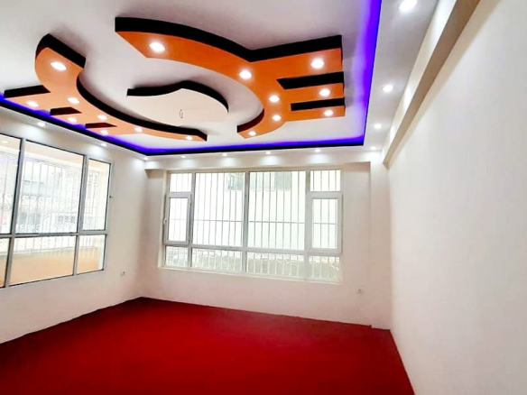 Five-room apartment for rent on Fifth Street of Taimani