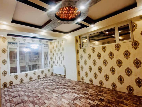 Four-room apartment for sale in Taimani Project