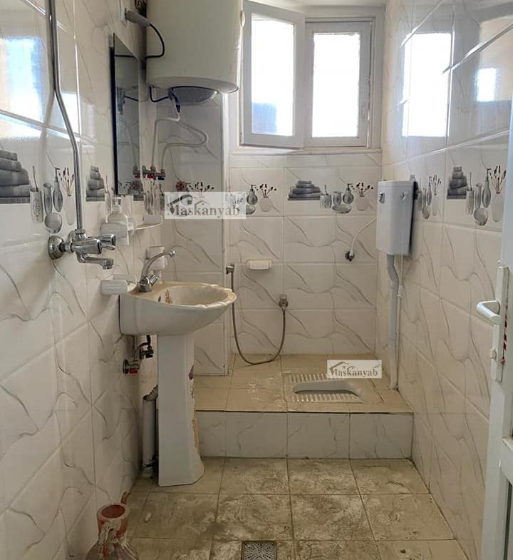 Four-room apartment for sale urgently in Khoshal Khan