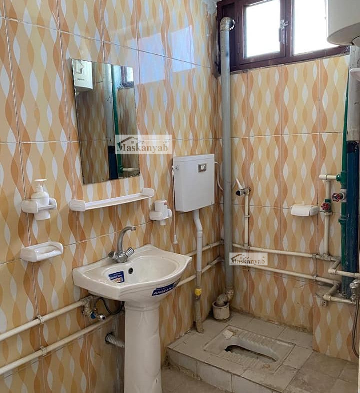 Four-room apartment for sale urgently in Khoshal Khan