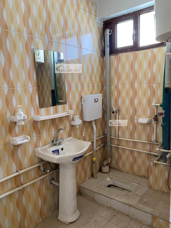 Four-room apartment for sale urgently in Khoshal Khan