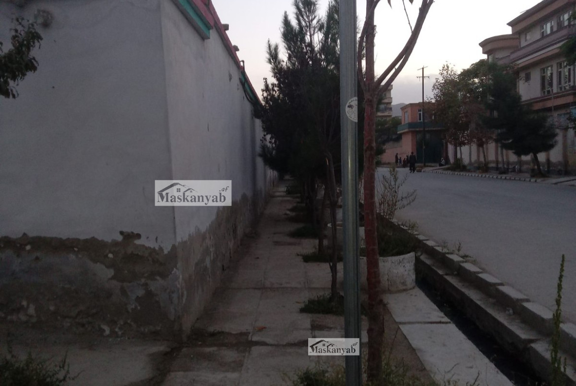 Old house for sale on 12th Street of Qala-e Fatihullah, Kabul