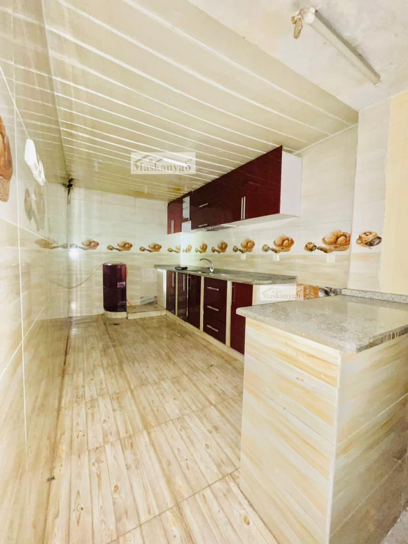 Six-room house for rent in Shahr-e New, Kabul