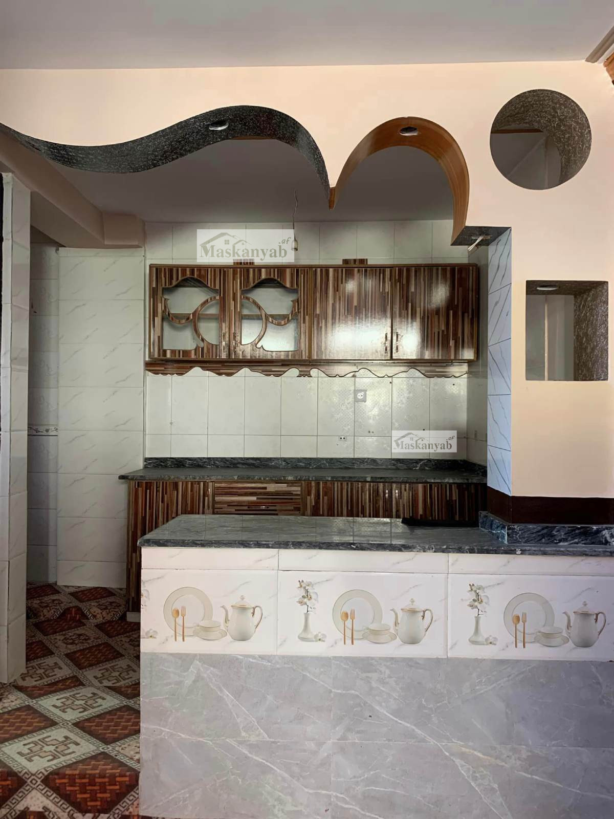 Six-room house for sale in Raes Place, Darul Aman