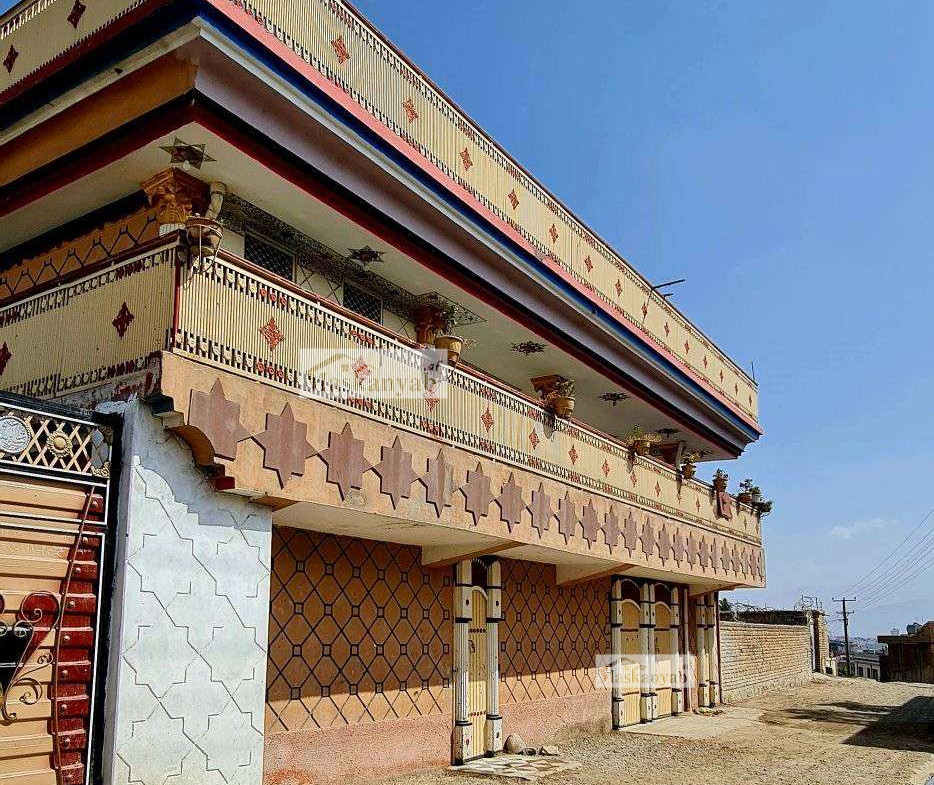 Three-floor house for sale in the West of Golden Town
