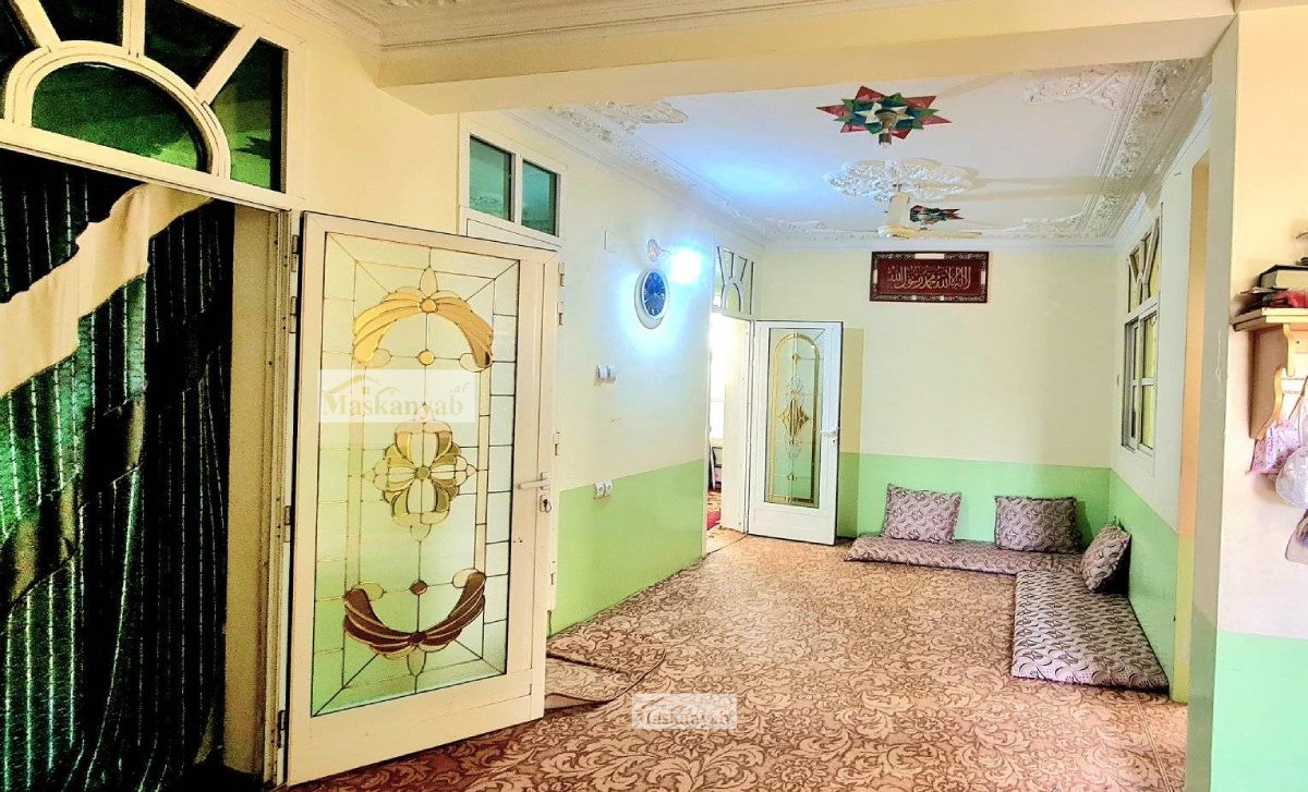 Three-floor house for sale in the West of Golden Town